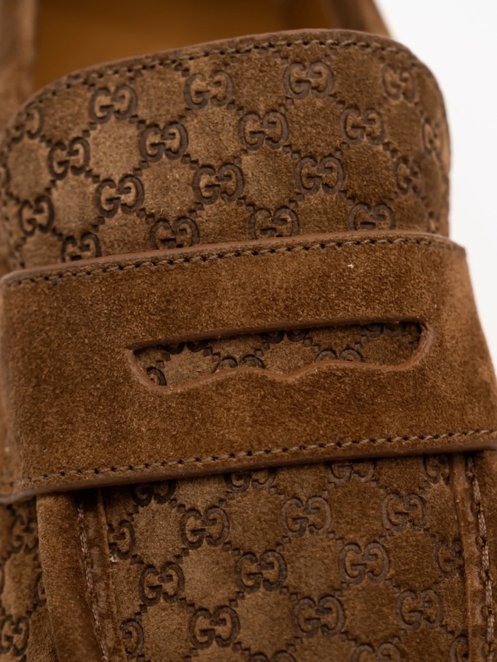 Gucci size labeled
